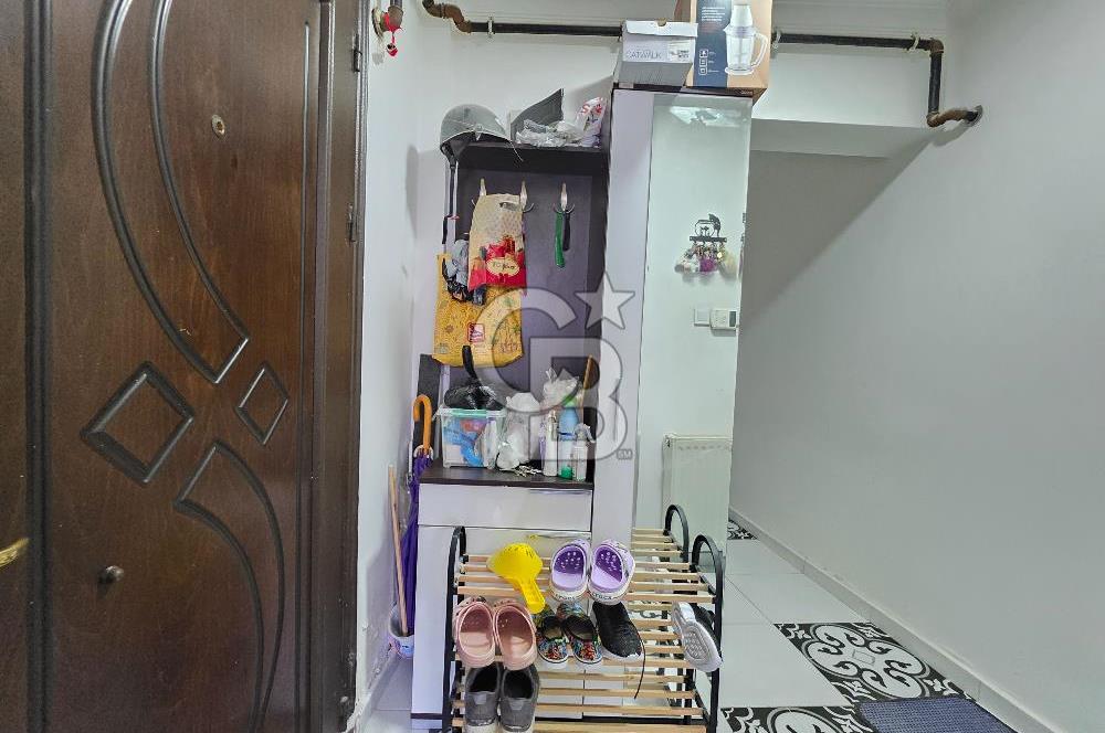 Karşıyaka Tersane Tadilatlı Doğalgazlı 2+1 85m² Satılık Daire