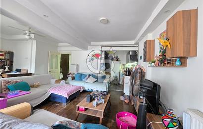 Karşıyaka Tersane Tadilatlı Doğalgazlı 2+1 85m² Satılık Daire