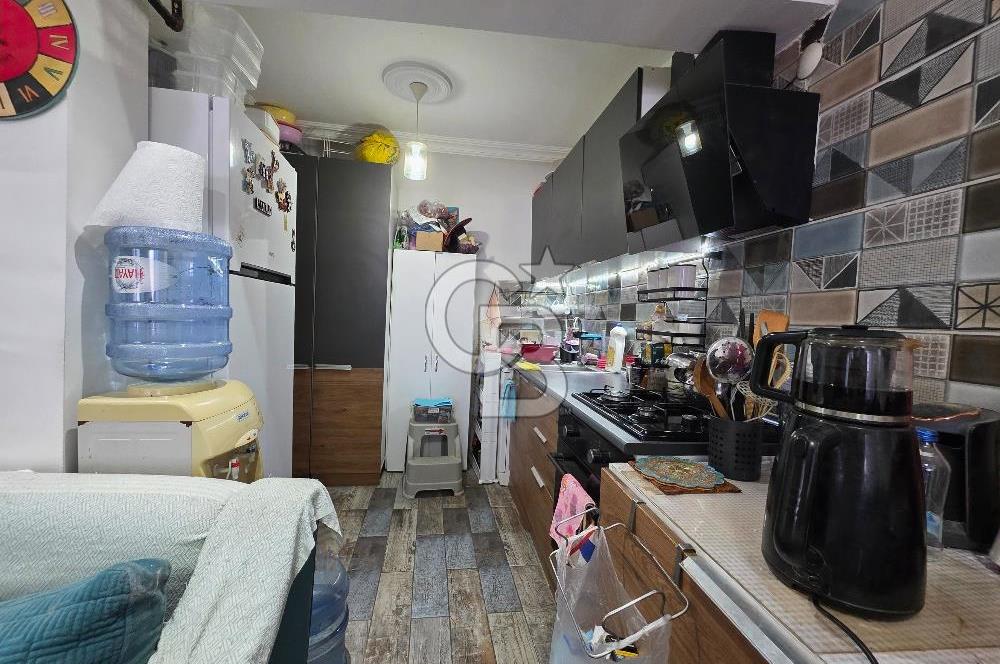 Karşıyaka Tersane Tadilatlı Doğalgazlı 2+1 85m² Satılık Daire