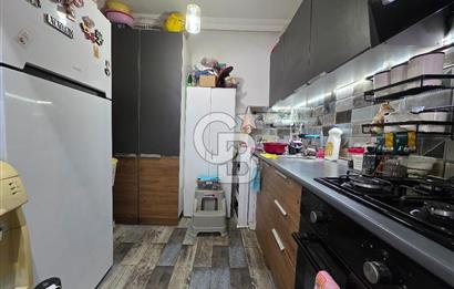 Karşıyaka Tersane Tadilatlı Doğalgazlı 2+1 85m² Satılık Daire