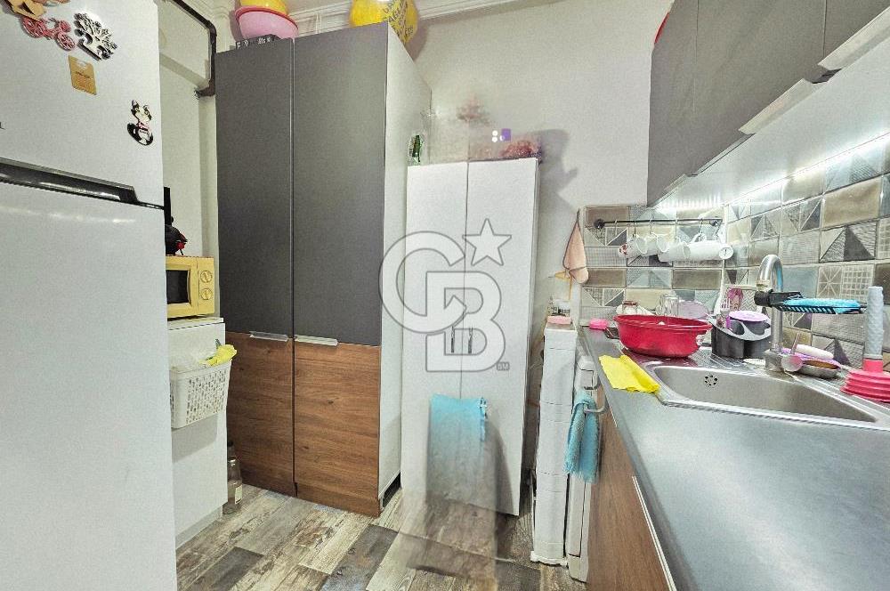 Karşıyaka Tersane Tadilatlı Doğalgazlı 2+1 85m² Satılık Daire