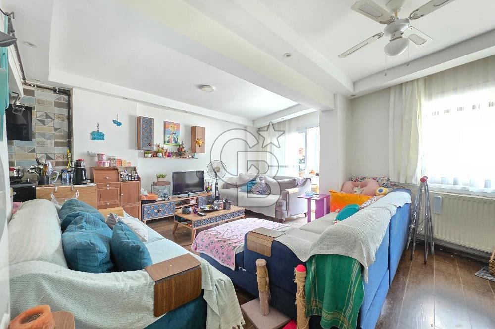 Karşıyaka Tersane Tadilatlı Doğalgazlı 2+1 85m² Satılık Daire