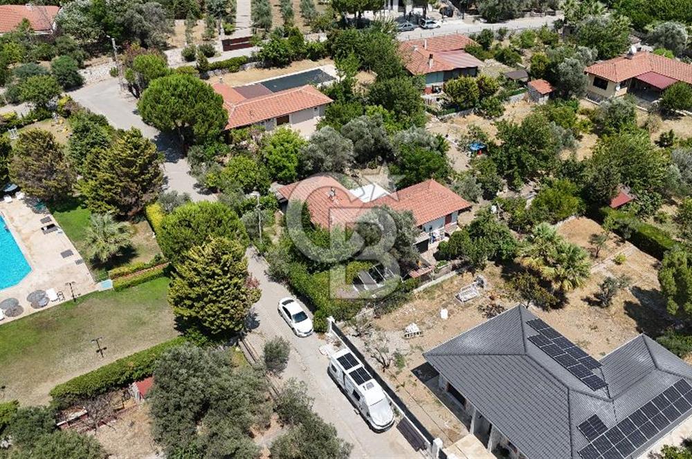 URLA UMUTKÖY ÇİFTLİK EVLERİNDE 1000 M2 SATILIK MÜSTAKİL EV 