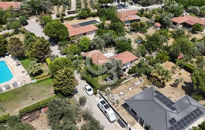 URLA UMUTKÖY ÇİFTLİK EVLERİNDE 1000 M2 SATILIK MÜSTAKİL EV 