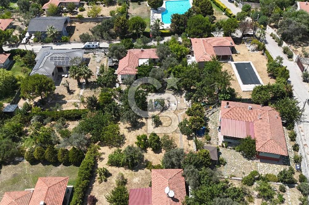 URLA UMUTKÖY ÇİFTLİK EVLERİNDE 1000 M2 SATILIK MÜSTAKİL EV 