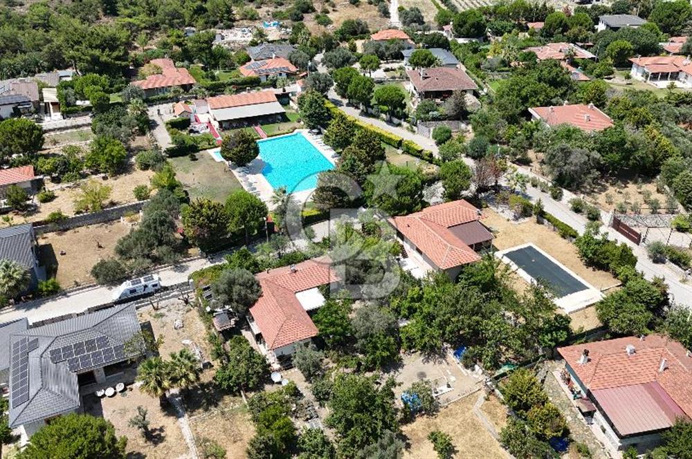URLA UMUTKÖY ÇİFTLİK EVLERİNDE 1000 M2 SATILIK MÜSTAKİL EV 