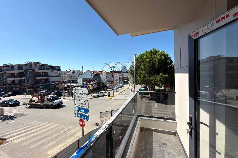 BAŞİSKELE'NİN MERKEZİNDE 2+1, 100 M2 SIFIR DAİRE/OFİS