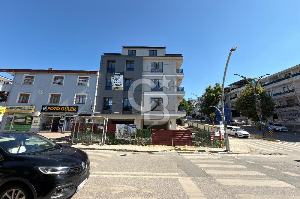 BAŞİSKELE'NİN MERKEZİNDE 2+1, 100 M2 SIFIR DAİRE/OFİS
