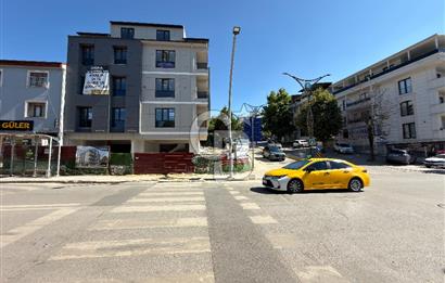 BAŞİSKELE'NİN MERKEZİNDE 2+1, 100 M2 SIFIR DAİRE/OFİS