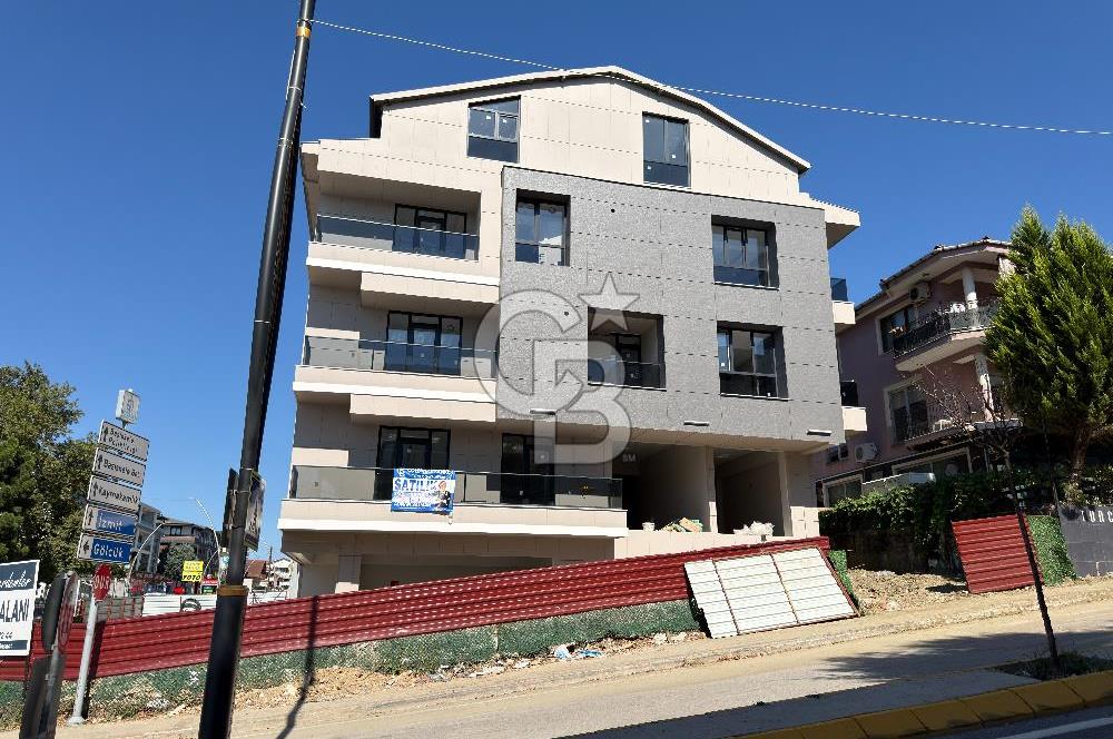 BAŞİSKELE'NİN MERKEZİNDE 2+1, 100 M2 SIFIR DAİRE/OFİS