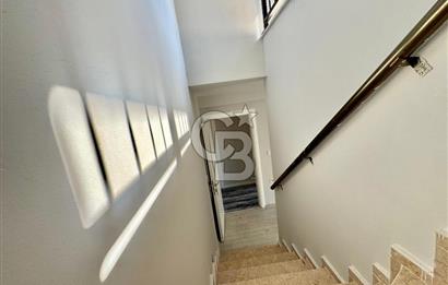 KARŞIYAKA ŞEMİKLER İZBAN YAKINI TERASLI SATILIK 4+1 DUBLEKS DAİRE