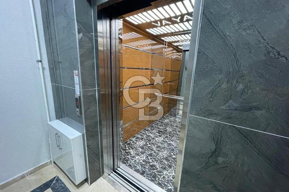 Sultanbeyli Orhangazi Mah Satılık 2 + 1 Ara Kat Daire