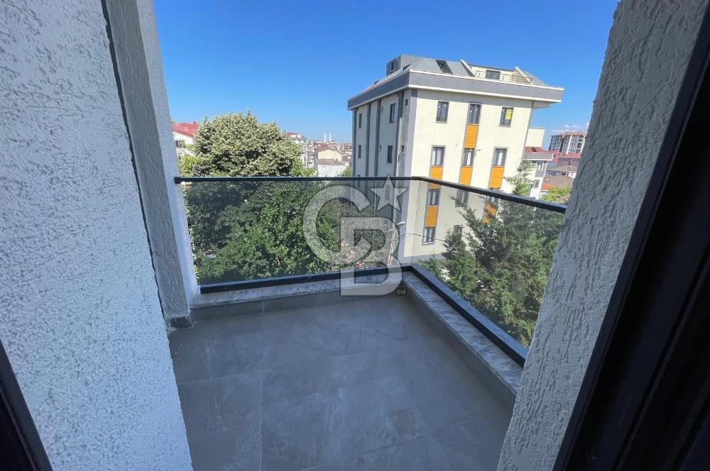 Sultanbeyli Orhangazi Mah Satılık 2 + 1 Ara Kat Daire