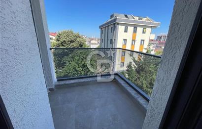 Sultanbeyli Orhangazi Mah Satılık 2 + 1 Ara Kat Daire