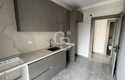 Pendik Fevzi Çakmak Hastane ve Metro karşısında site içi 2+1