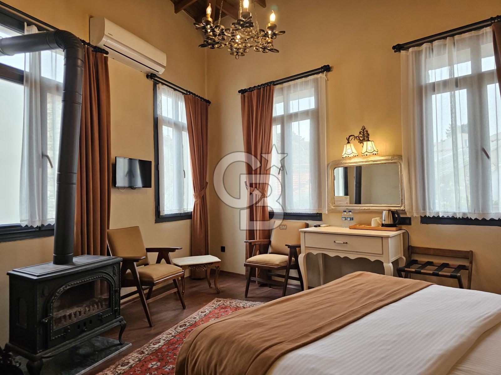 URLA SANAT SOKAĞINDA DEVREN KİRALIK BUTİK OTEL