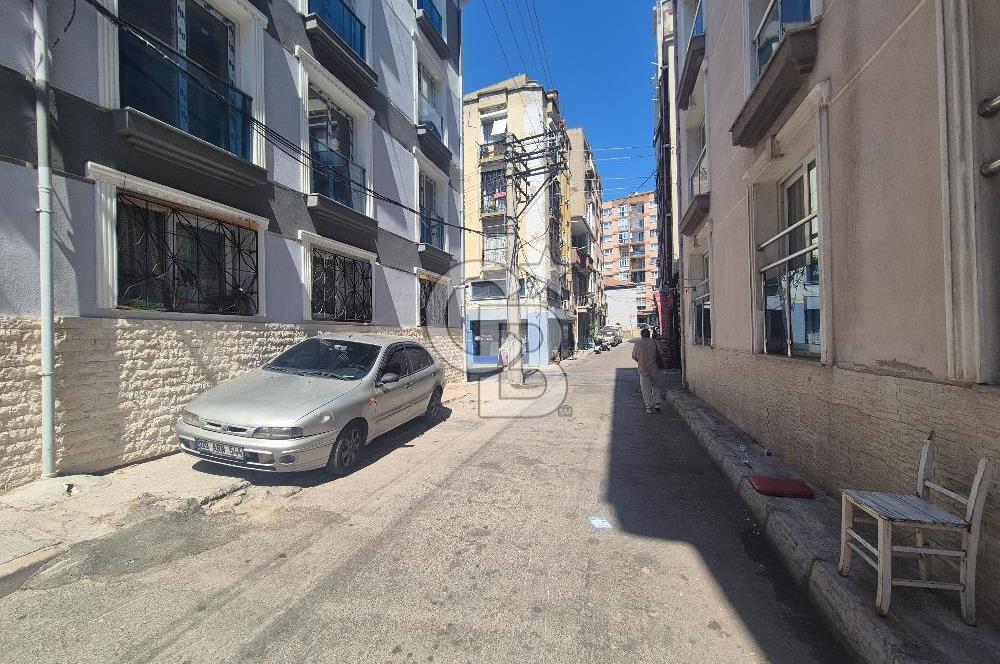 Konak Eşrefpaşa'da Üçyol Metro Yakını 3+1 Kiralık Daire