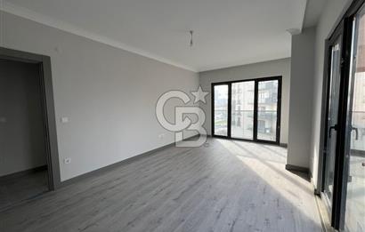 Pendik Fevzi Çakmak Hastane ve Metro karşısında site içi 2+1