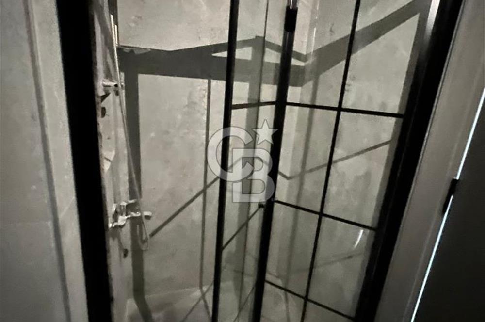 Pendik Fevzi Çakmak Hastane ve Metro karşısında site içi 2+1