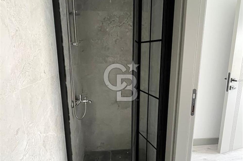 Pendik Fevzi Çakmak Hastane ve Metro karşısında site içi 2+1