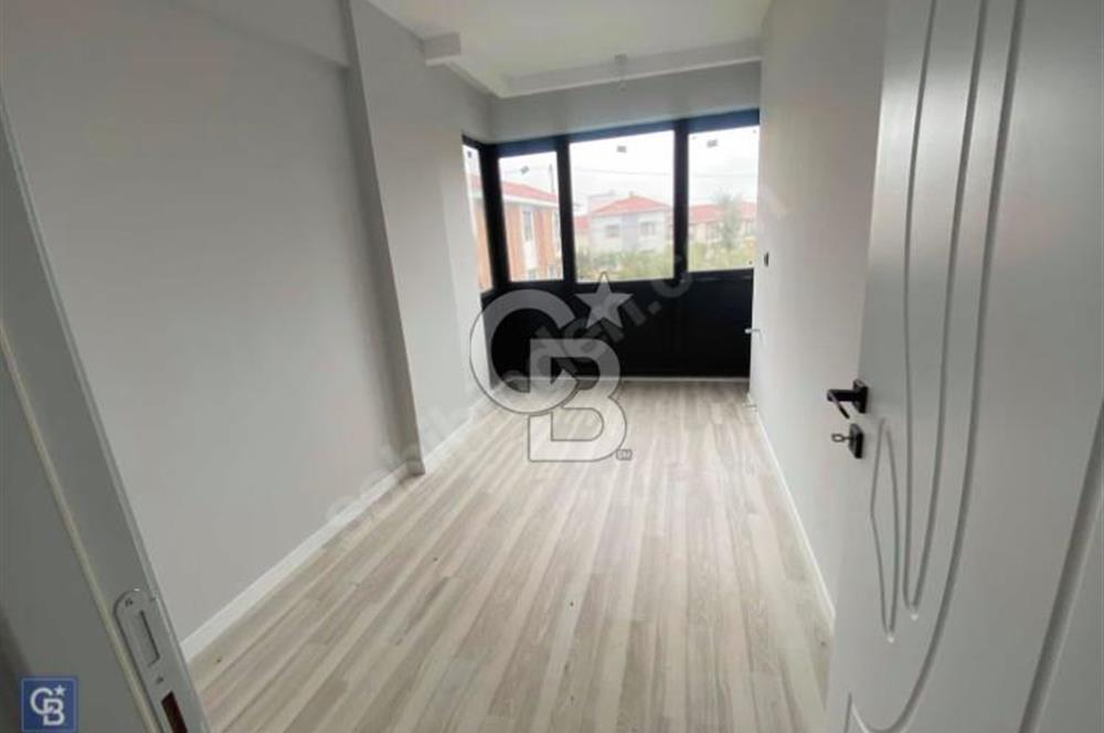 FOÇA'DA SIFIR 2+1 SATILIK DAİRE