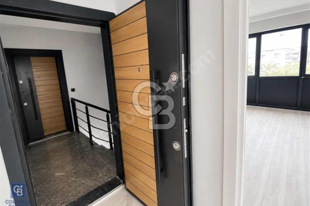 FOÇA'DA SIFIR 2+1 SATILIK DAİRE