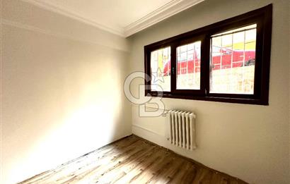 ACIBADEM METROBÜSÜN HEMEN YANINDA KİRALIK 2+1 DAİRE 