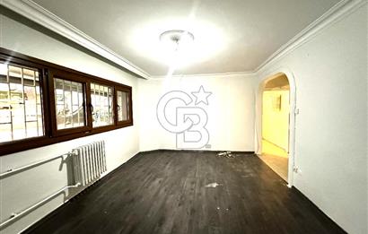 ACIBADEM METROBÜSÜN HEMEN YANINDA KİRALIK 2+1 DAİRE 