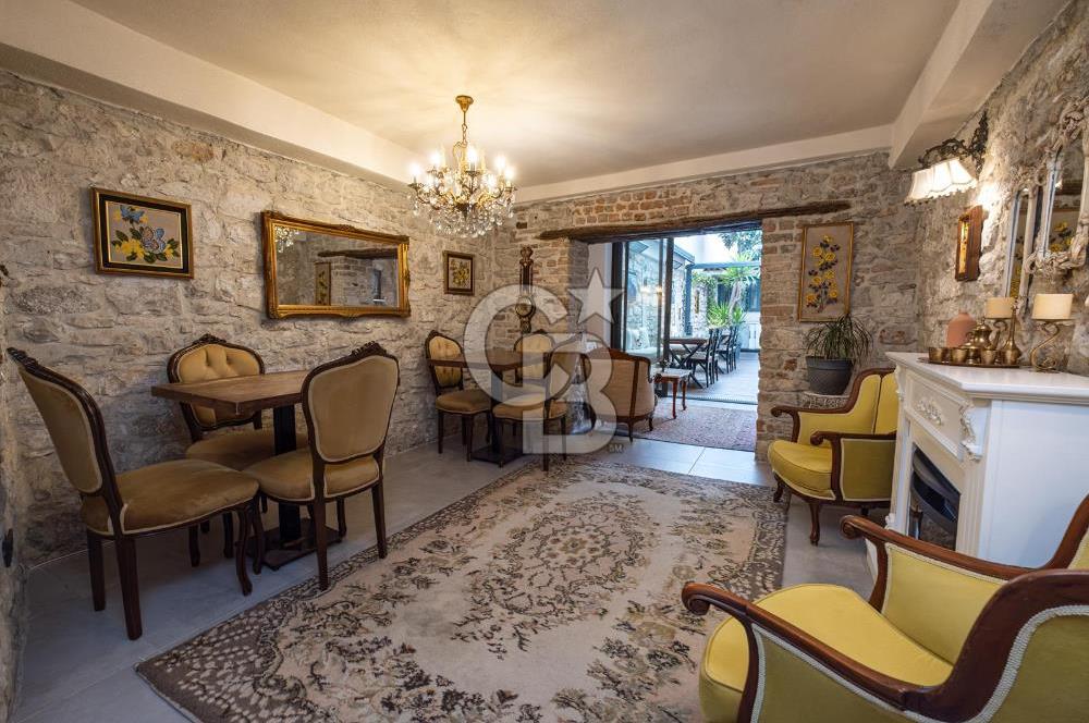 URLA SANAT SOKAĞINDA DEVREN KİRALIK BUTİK OTEL