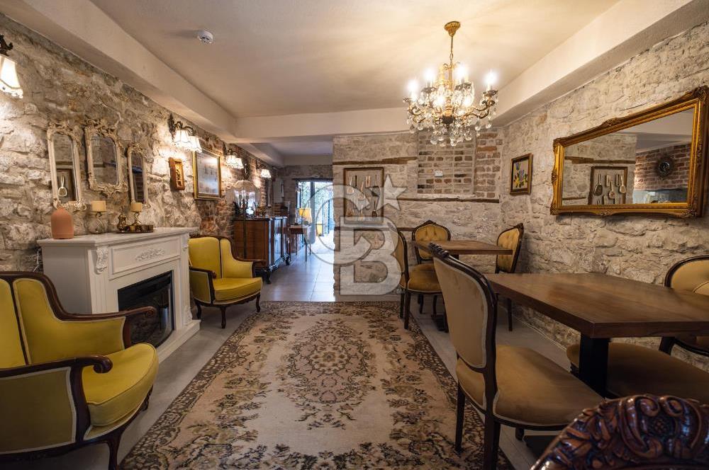 URLA SANAT SOKAĞINDA DEVREN KİRALIK BUTİK OTEL