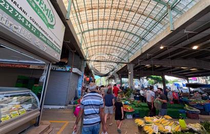 URLA PAZAR YERİNDE 3 ADET KİRALIK DÜKKAN