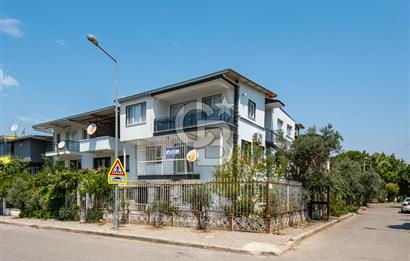 BEYAZ EVLERDE FULL BAKIMLI SATILIK BAHÇELİ 5+2