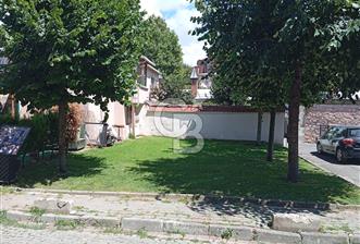 Sultanahmet'te 90 m2 Taban Oturumlu İmarlı Emsalsiz Satılık Arsa - 1 - 360824