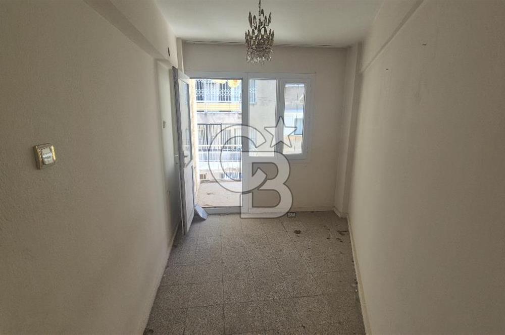 Konak Eşrefpaşa'da Üçyol Metro Yakını 3+1 Kiralık Daire