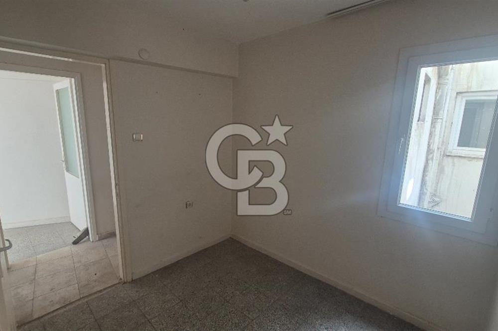 Konak Eşrefpaşa'da Üçyol Metro Yakını 3+1 Kiralık Daire