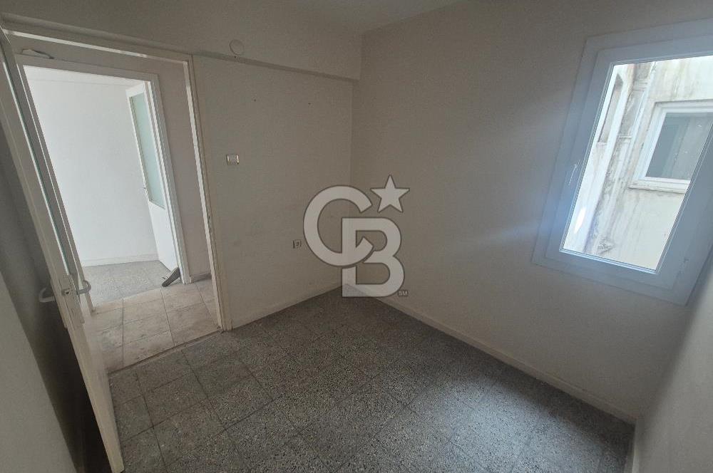Konak Eşrefpaşa'da Üçyol Metro Yakını 3+1 Kiralık Daire