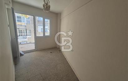Konak Eşrefpaşa'da Üçyol Metro Yakını 3+1 Kiralık Daire