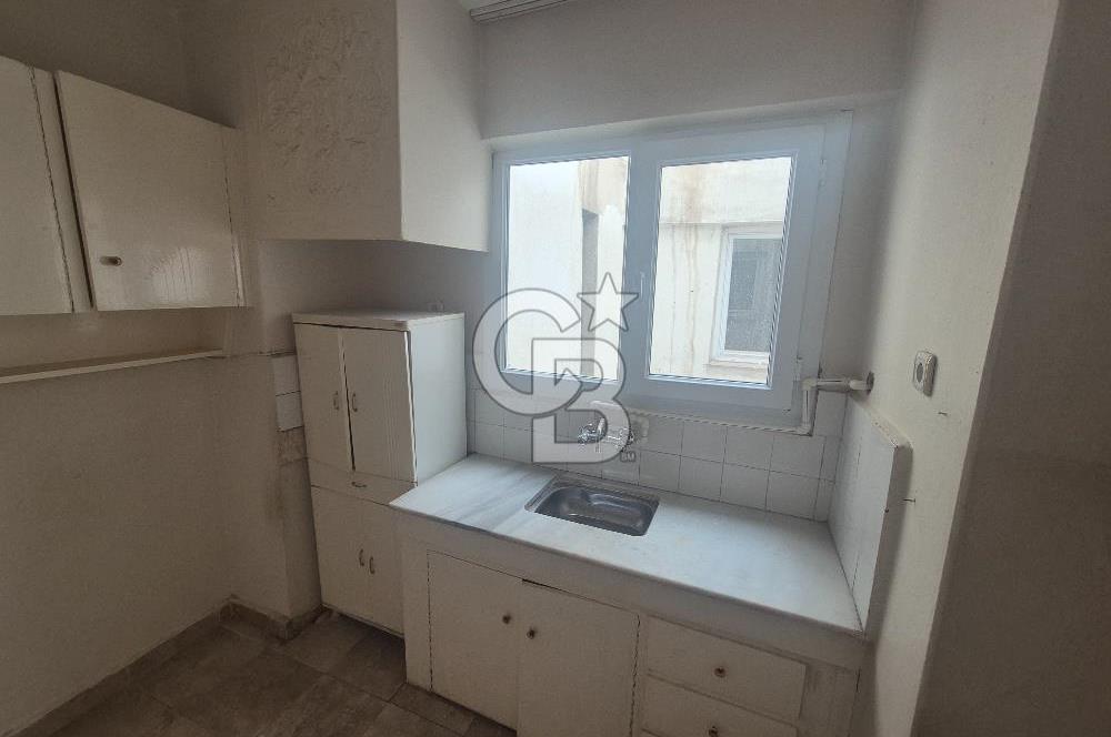 Konak Eşrefpaşa'da Üçyol Metro Yakını 3+1 Kiralık Daire