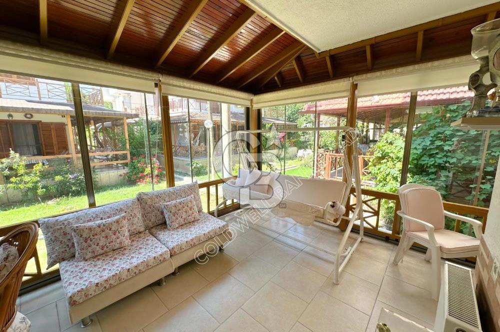 Kuşadası Karaova ‘da Denize Yürüme Mesafesi’nde Villa 