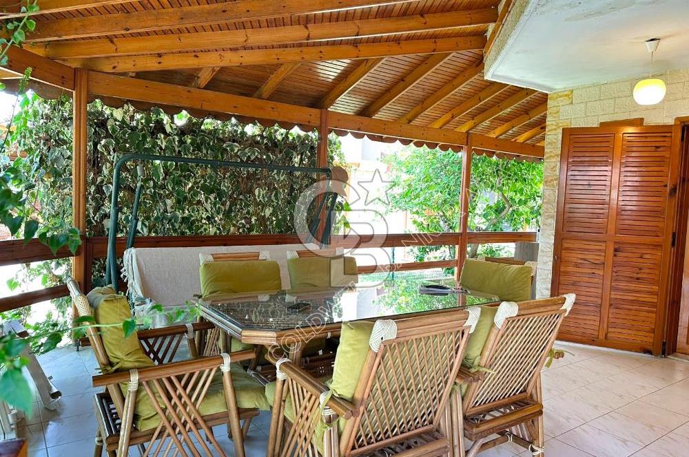 Davutlar Denize Yürüme Mesafesi’nde Villa 