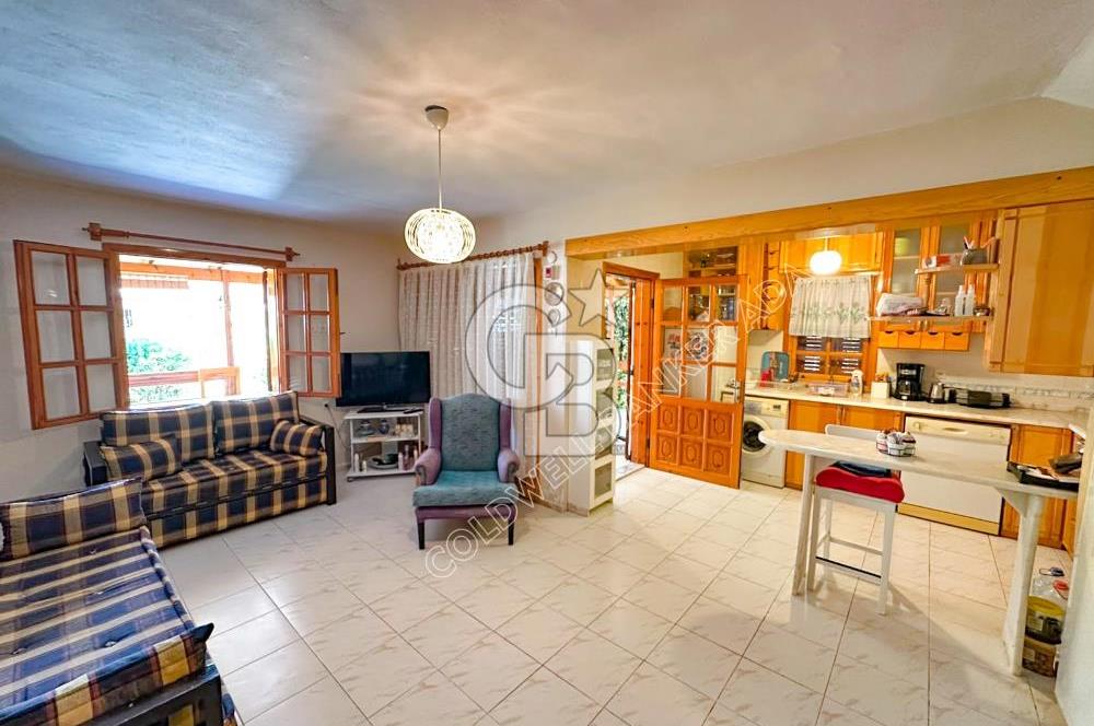 Davutlar Denize Yürüme Mesafesi’nde Villa 