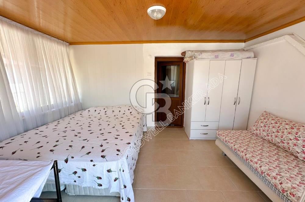Kuşadası Karaova ‘da Denize Yürüme Mesafesi’nde Villa 