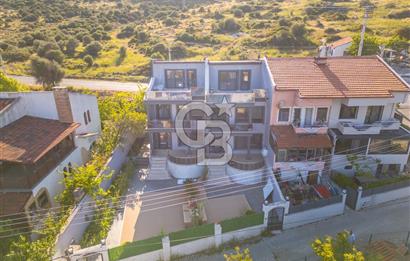 URLA GÜLBAHÇE'DE TRİPLEKS DENİZE 20M SATILIK VİLLA