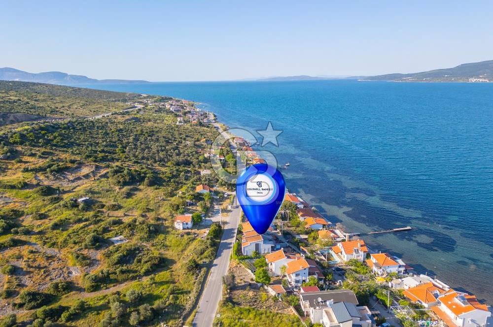 URLA GÜLBAHÇE'DE TRİPLEKS DENİZE 20M SATILIK VİLLA