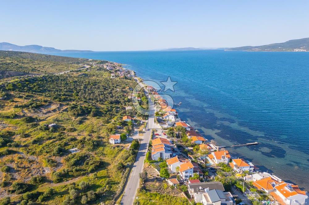URLA GÜLBAHÇE'DE TRİPLEKS DENİZE 20M SATILIK VİLLA