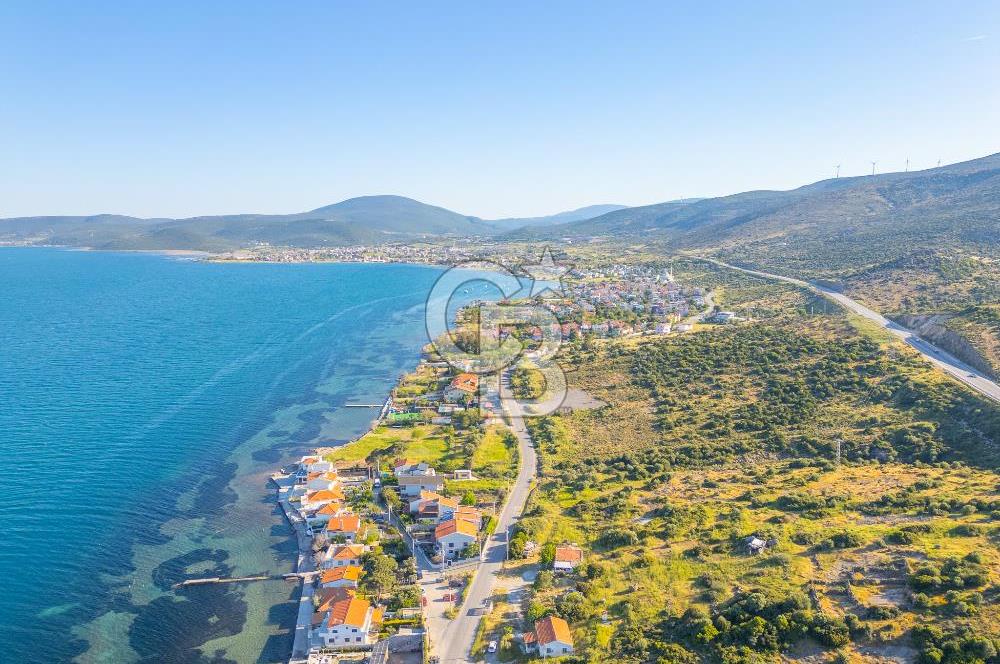 URLA GÜLBAHÇE'DE TRİPLEKS DENİZE 20M SATILIK VİLLA