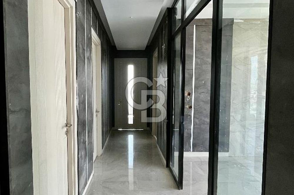 ÇUKURAMBAR KALE OFİS’TE ÖZEL MİMARİ YAPILI, MASRAFSIZ 105 M² SATILIK PRESTİJ OFİS!