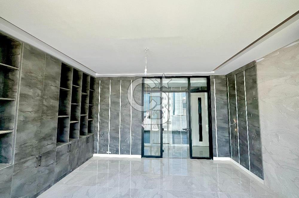 ÇUKURAMBAR KALE OFİS’TE ÖZEL MİMARİ YAPILI, MASRAFSIZ 105 M² SATILIK PRESTİJ OFİS!