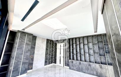 ÇUKURAMBAR KALE OFİS’TE ÖZEL MİMARİ YAPILI, MASRAFSIZ 105 M² SATILIK PRESTİJ OFİS!