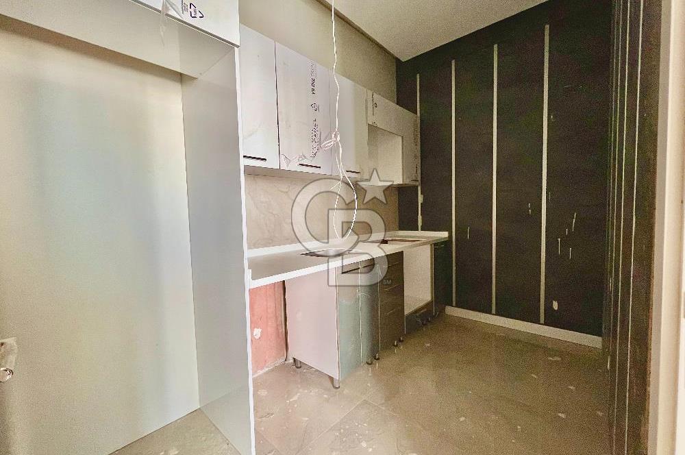 ÇUKURAMBAR KALE OFİS’TE ÖZEL MİMARİ YAPILI, MASRAFSIZ 105 M² SATILIK PRESTİJ OFİS!